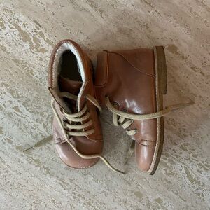 Angulus starter boot